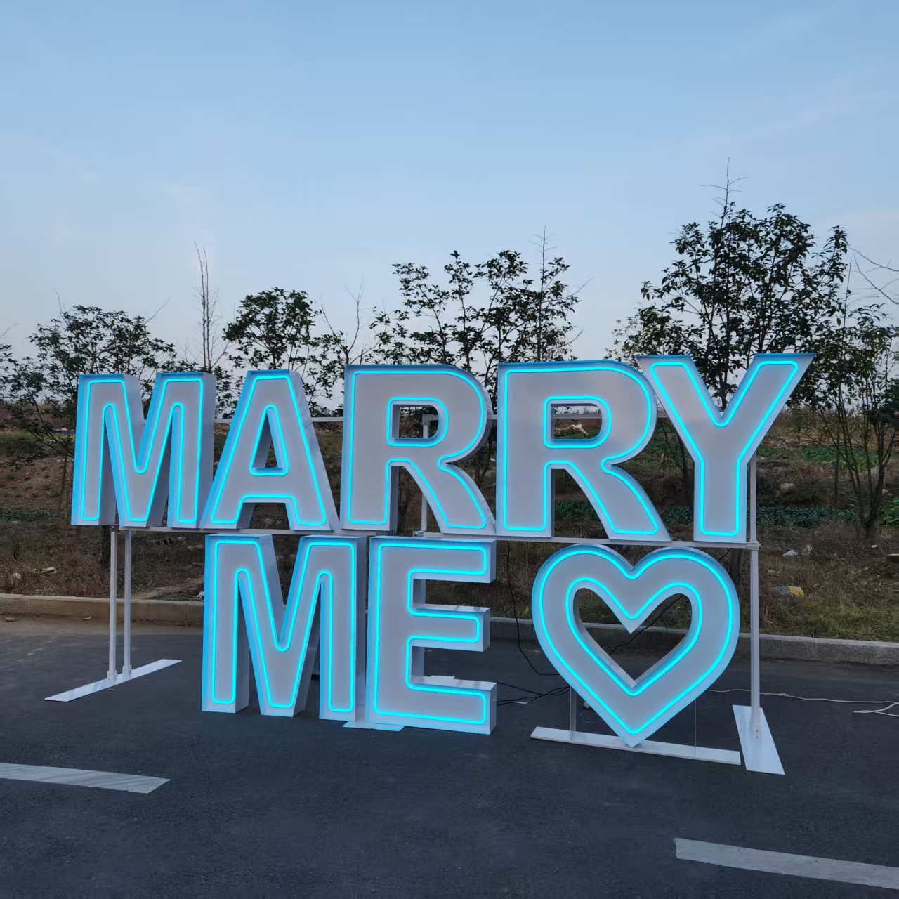 MARRY ME Metal RGB LED Neon Ta - Event Party Supply Rental incelemesi ve fiyatı
